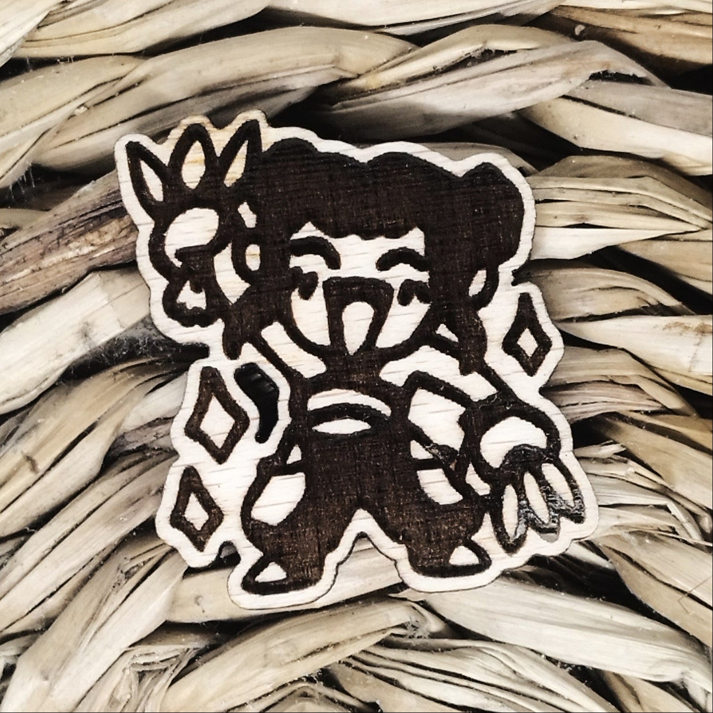 CHAOTIC IDOL WOOD PIN