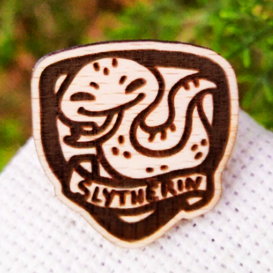 AMBITIOUS SNAKE HOUSE WOOD PIN