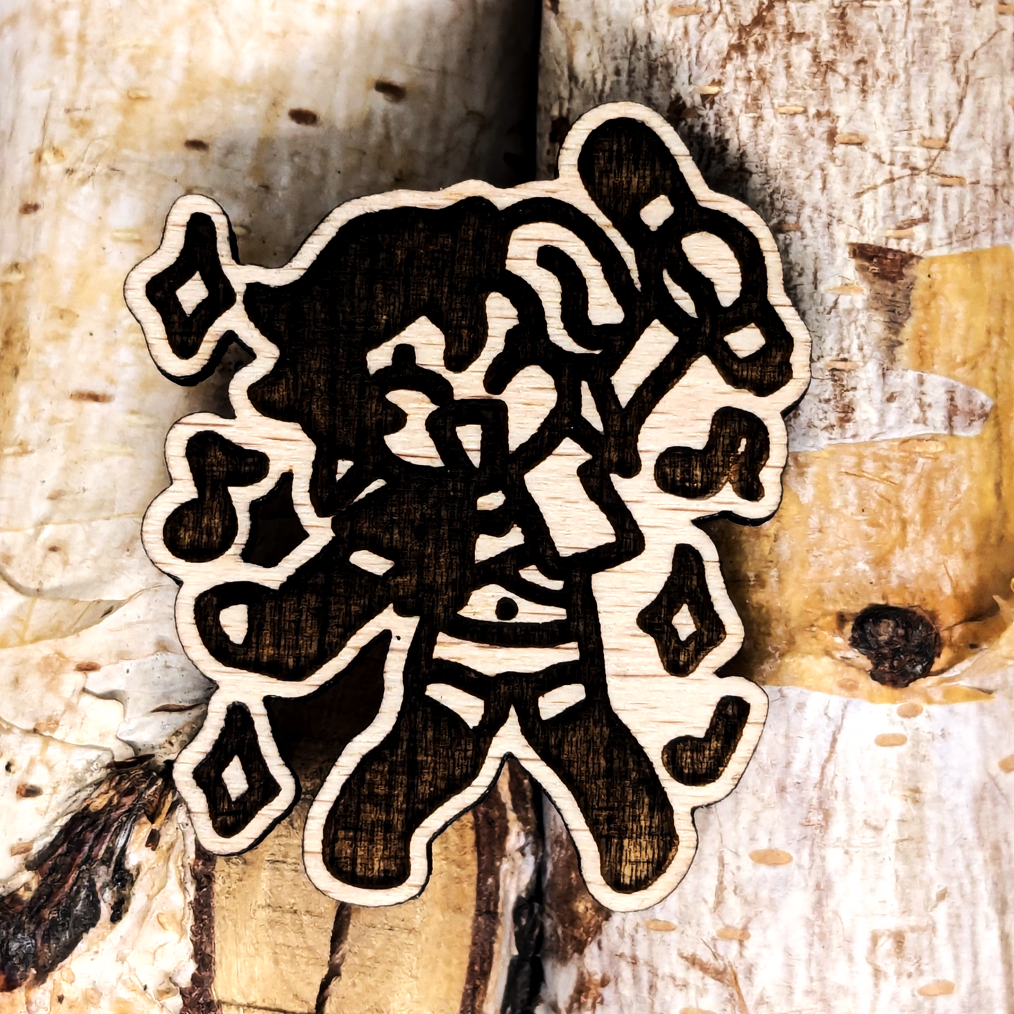 ICE & BEATS GIRL WOOD PIN