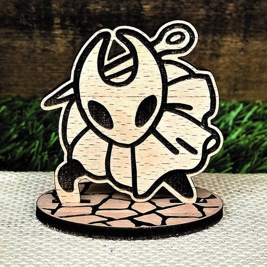 HORNET WOOD STANDEE