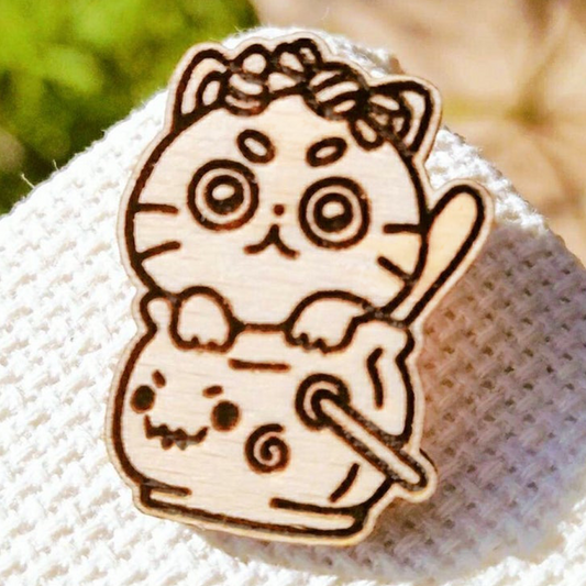 HALLOWEEN CAT WOOD PIN