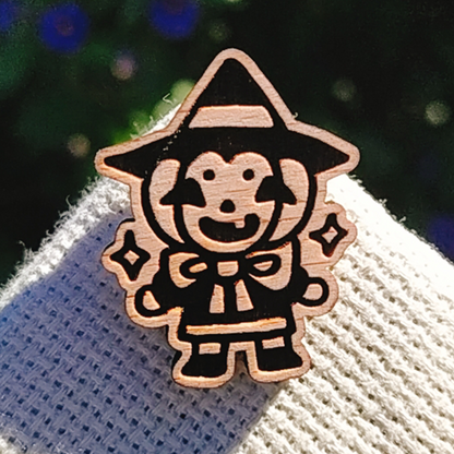 WIZARD PUMPKIN WOOD PIN